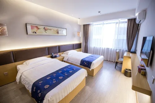 Lingxiu Theme Hotel (Ma'anshan East Station Olympic Sports Center Branch)