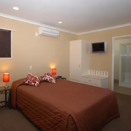 Discovery Motor Lodge