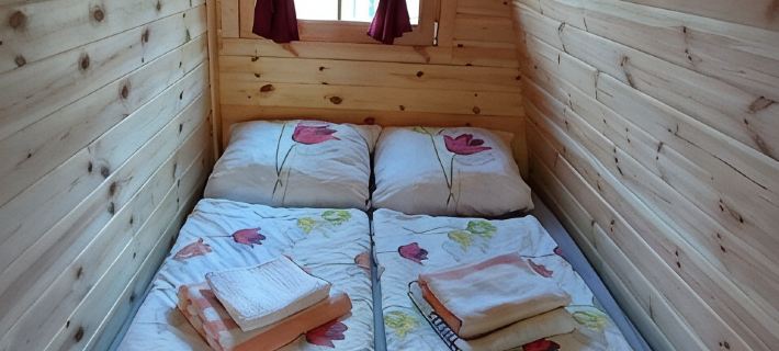 Mini Hotel "Hobbit Town" by the Lake in the Mecklenburg Lake District, Sleeping Barrel Hotels in Oberhavel