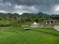 S Plus Bungalow Hotels in Ta Van