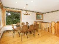Mountain Home w/ Views & Game Room, Slopes 20 min Hotele w: Summit Park