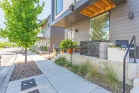 Cozy 1-bedroom condo in Historic St. Elmo Chattanooga with Mountain Views