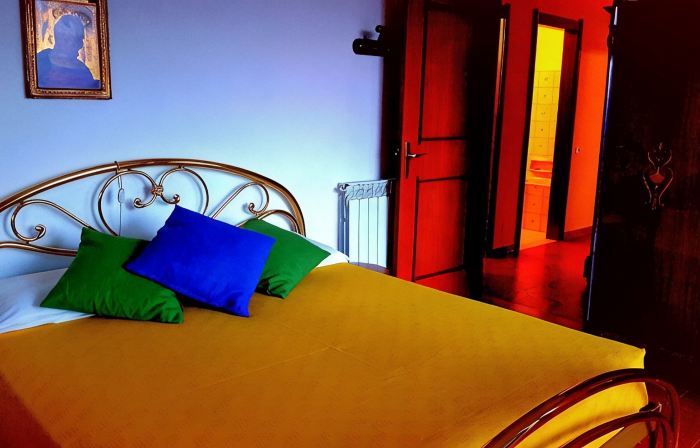 Bright 2 bedroom countryside villa between Portofino and the Cinque Terre