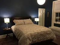 Stunning Mediterranean Monument Avenue flat in the heart of RVA's Fan District - キッチン