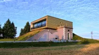 Detached house with garden and party room in Dresden - for you alone - บังกะโล