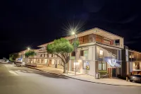 Plett Quarter Hotel - Lion Roars Hotels & Lodges