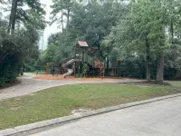 Dreamy 3 Bedroom House in the Woodlands 30 Min from Fifa World Cup - chambre d’hôtes