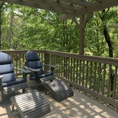 Mountain and Golf Course Views Less Than 5 Minutes from Beach Club