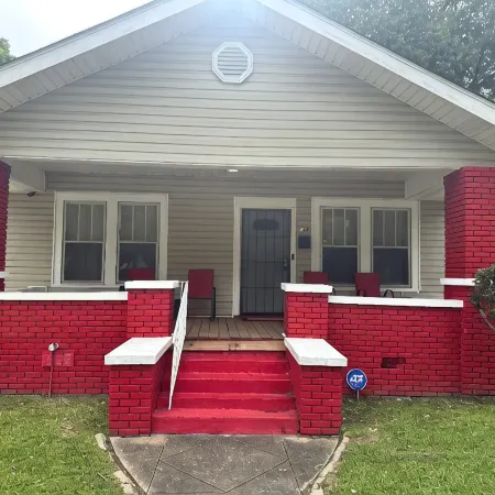 Charming 3-bedroom house with AC and WiFi in welcoming Mobile