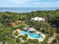 2BR Condo steps from the beach! - Homestays