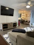 Cozy1King1Queen1.5bth2min Frm UpTown - 3-Star