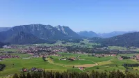 Larch 66 sqm -Chiemgau card- large living/dining area, 2 bathrooms/private terrace