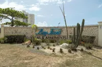 Charming 1-bedroom apartment in wonderful Portmore with AC, WiFi Hotels in 