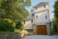 Luxury Family Home • Hot Tub & Ocean Views • Provincetown, Cape Cod - 4-Star