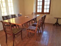 Spacious illuminated and unique apartment - 民宿