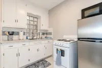 City View Suite Unit #6 -2 Br 1BA in Serene Fairport Harbor - Homestays