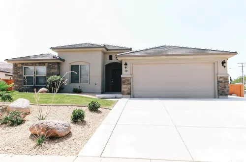 Come and Enjoy the Beauties of Southern Utah - 3 stjerner