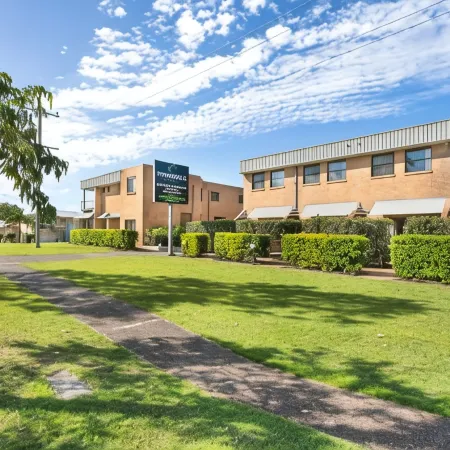 Peninsula Nelson Bay Motel and Serviced Apartments