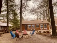 Scenic Cabin by the Lake - 3-Star