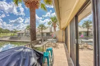 Waterfront townhome on Lake LBJ in Horseshoe Bay w/ day docking. - Homestays