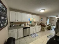 Charming Bungalow Close to Beach, Golf and Entertainment - 2-Star