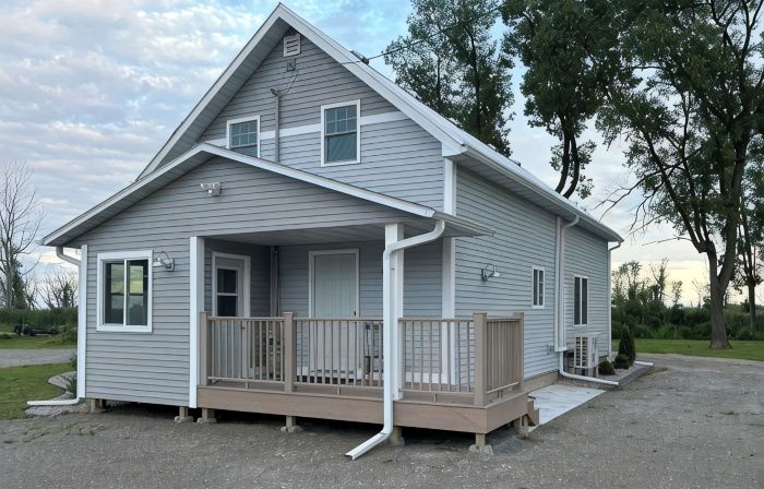 Spacious waterfront  home recently remodeled with WiFi, AC, and cable TV.