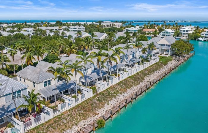 ★Remodeled tropical delight townhome★private plunge pool close to fun activities