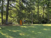 Whispering Pines - a Charming 2-bedroom cabin with WiFi, AC in serene Pipestem Ξενοδοχεία στην πόλη Summers County