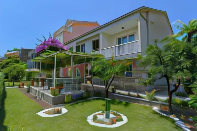 Apartments Elena Отели в г. 