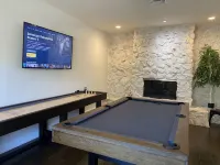Luxury Mummy Mountain Paradise with Heated Pool, Fire Pit, and Sport Court - جاكوزي