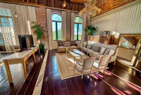 Factoria Hotel