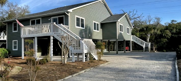 Middle of the Row Duplex, Quiet, and Cozy, 3 bed/2 bath Hotels in Emerald Isle