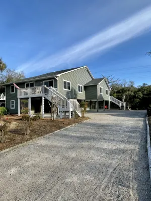 Middle of the Row Duplex, Quiet, and Cozy, 3 bed/2 bath - 3-Star