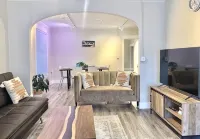 Historical 2 Bedroom House Perfectly Located in the Heart of Downtown Bozeman - บังกะโล