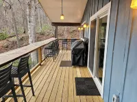 Magical Mountain Retreat on Blackberry Falls! - 홈스테이