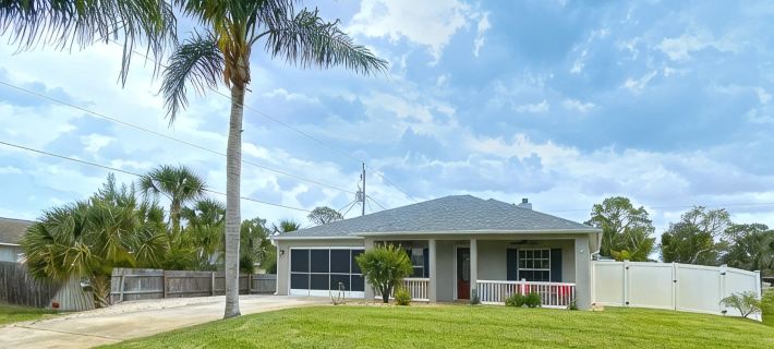 Newly Furnished, Solar Heated Pool, Game Room, 10 Mins from Beach Hotels in Sebastian