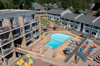 Surfside on the Lake - Beach