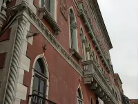 إيجو ريزيدنس فينيس Hotels near دورسودورو