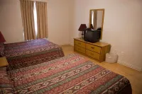 Clansman Motel - Motels