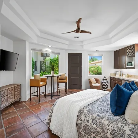 Rancho La Quinta Country Club Spanish Beauty w/ Detached Casita