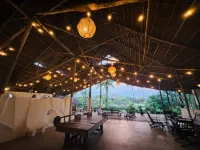 Basecamp Mafía Island
