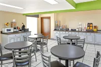 Super 8 by Wyndham Gainesville