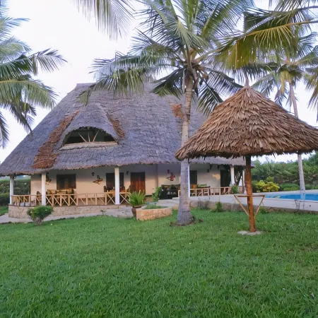 Queen K Cottages Watamu at Chrystal Homes