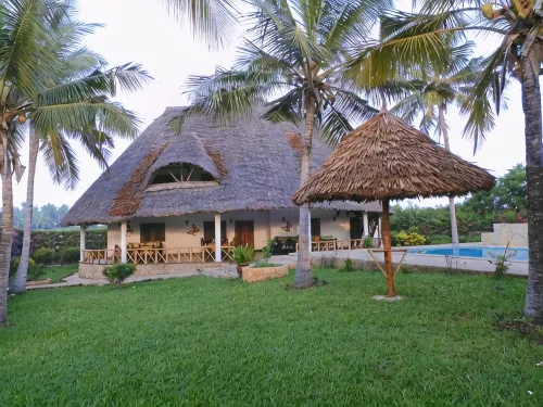 Queen K Cottages Watamu at Chrystal Homes - maisons de vacances