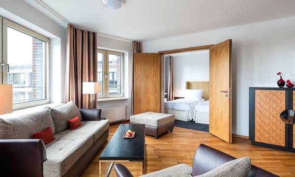 Main Plaza Suite Tower