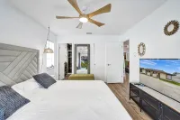 Charming lake view 3-bedroom in pleasant Fort Lauderdale - balcony