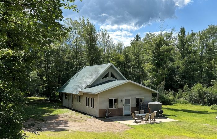 Charming 3-bedroom home in beautiful Ojibwa