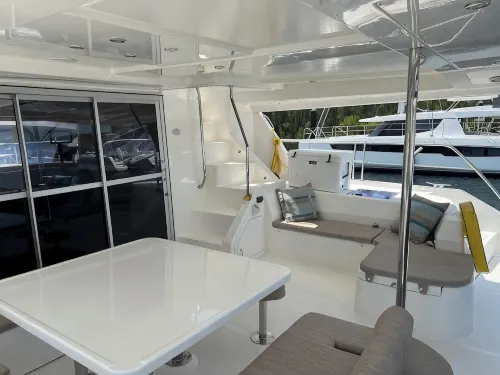 51' Luxury Yacht in Key West - House Boats