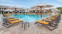 Playa Dorada King Bed Beachfront