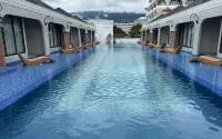 Anaya Azana Hotel & Villa Tawangmangu - Pool